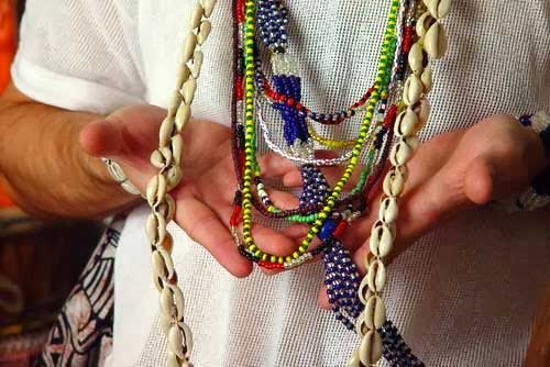 amuletos para alejar el mal, talismanes